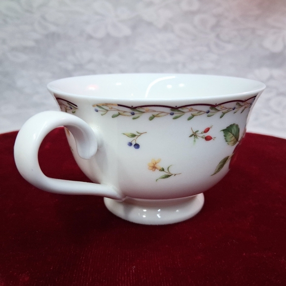 Vintage Greenwich Polo Club Teacup And Saucer Set 1999 Fruits Pattern Rare Japan - Picture 13 of 17
